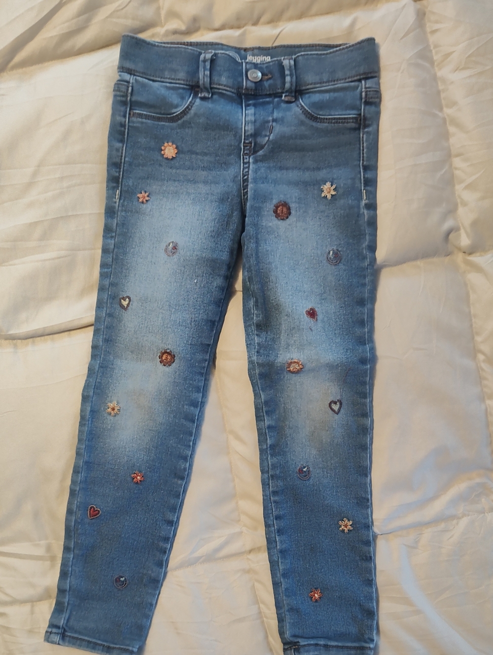 Wonder Nation Girls Blue Skinny Jeans with Embroidered Hearts & Flowers